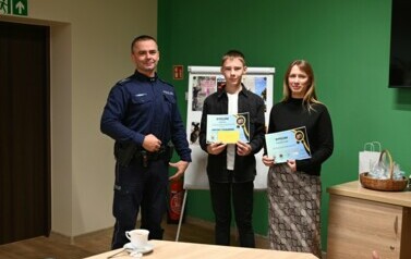 zdjęcie wyr&oacute;żnionych uczestnik&oacute;w konkursu