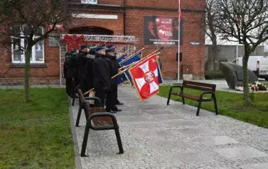 widzimy delegacje sztandarowe