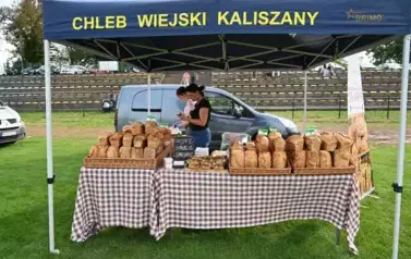 widzimy stoiskiem z chlebem