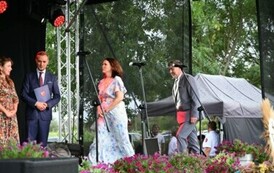 Zaproszenie gości na scenę