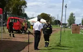 Dow&oacute;dzca składa raport prezesowi